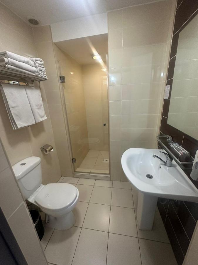 Astra Hotel อัลมาตี ภายนอก รูปภาพ